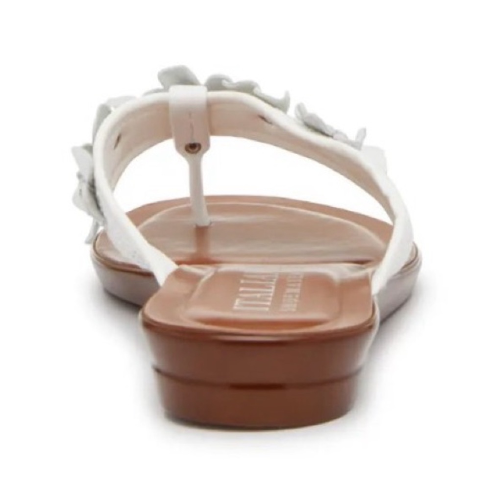 Chantol sandals from Italian Shoemakers
White Floral Thong Sandals - Picture 9 of 13